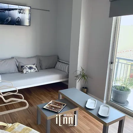 Urban Dt Apartment *